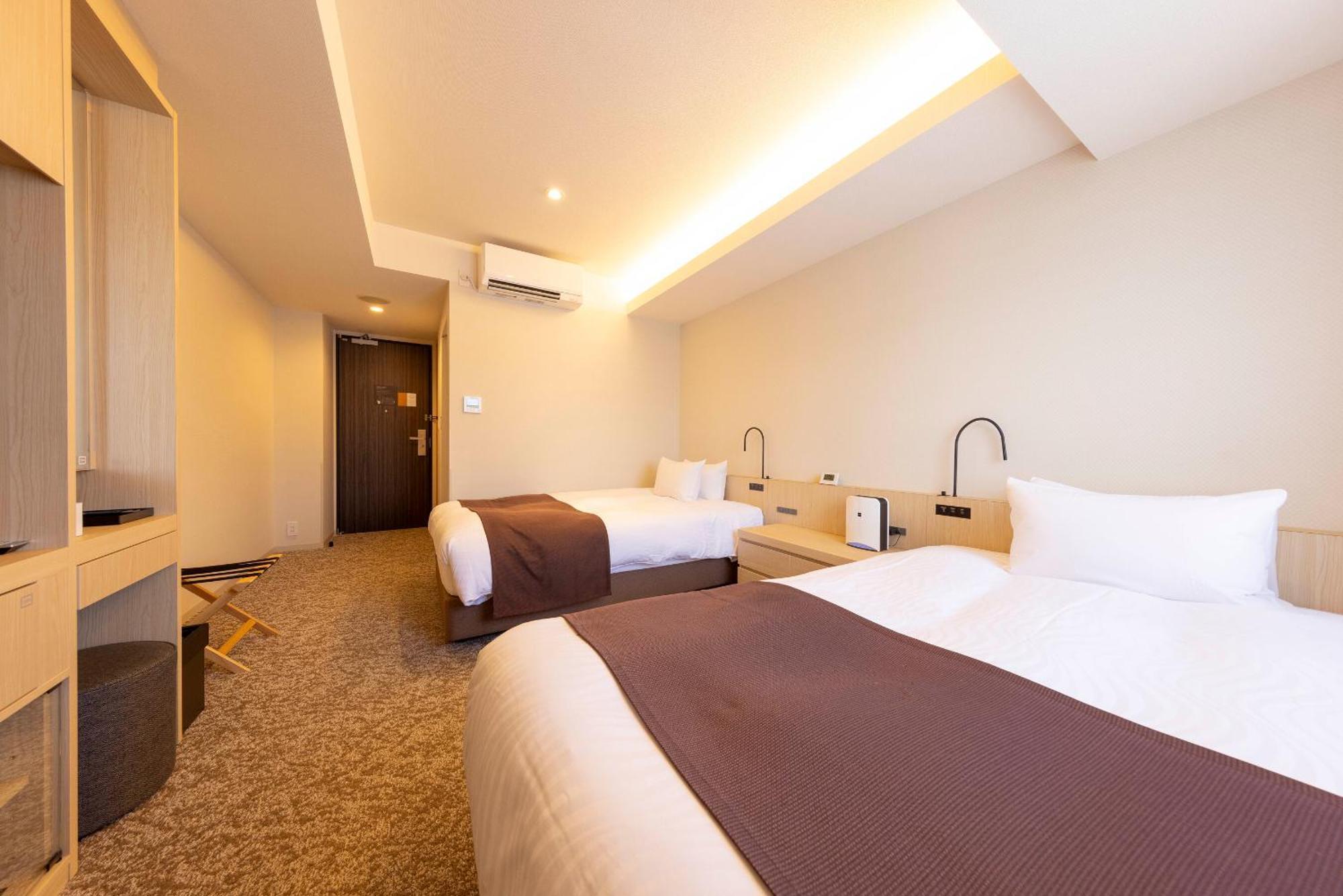 Hotel Granbinario טסורוגה מראה חיצוני תמונה